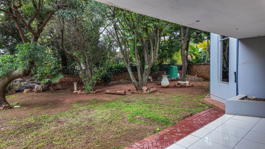 7 Bedroom Property for Sale in Safari Gardens North West